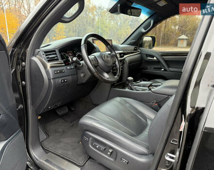 Черный Лексус ЛХ, объемом двигателя 4.46 л и пробегом 95 тыс. км за 86600 $, фото 54 на Automoto.ua