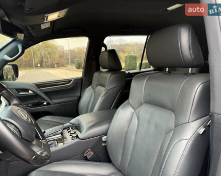 Черный Лексус ЛХ, объемом двигателя 4.46 л и пробегом 95 тыс. км за 86600 $, фото 53 на Automoto.ua