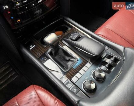 Чорний Лексус ЛХ, об'ємом двигуна 4.46 л та пробігом 138 тис. км за 85990 $, фото 29 на Automoto.ua