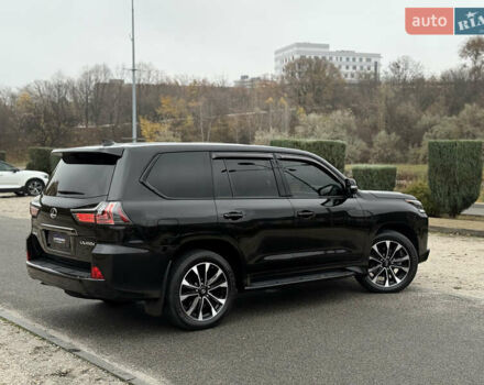 Черный Лексус ЛХ, объемом двигателя 4.46 л и пробегом 95 тыс. км за 86600 $, фото 19 на Automoto.ua