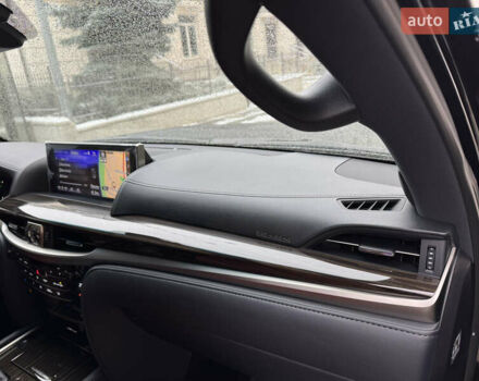 Черный Лексус ЛХ, объемом двигателя 4.46 л и пробегом 13 тыс. км за 107000 $, фото 36 на Automoto.ua