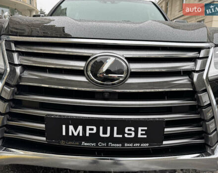 Черный Лексус ЛХ, объемом двигателя 4.46 л и пробегом 13 тыс. км за 107000 $, фото 16 на Automoto.ua