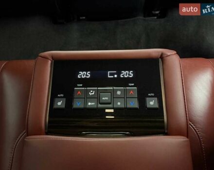 Чорний Лексус ЛХ, об'ємом двигуна 4.46 л та пробігом 138 тис. км за 85990 $, фото 30 на Automoto.ua