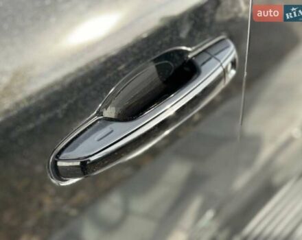 Черный Лексус ЛХ, объемом двигателя 4.46 л и пробегом 137 тыс. км за 88000 $, фото 6 на Automoto.ua