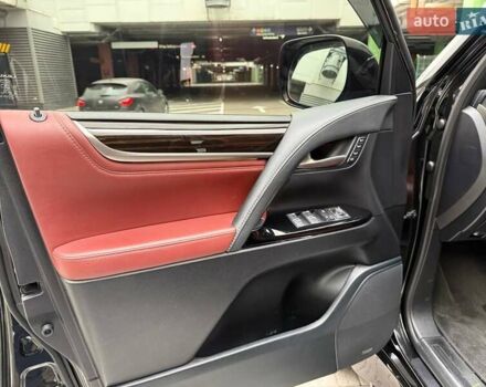 Чорний Лексус ЛХ, об'ємом двигуна 4.46 л та пробігом 138 тис. км за 85990 $, фото 17 на Automoto.ua