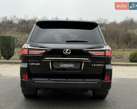 Черный Лексус ЛХ, объемом двигателя 4.46 л и пробегом 95 тыс. км за 86600 $, фото 26 на Automoto.ua