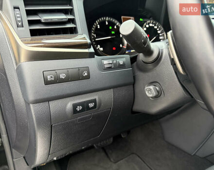 Черный Лексус ЛХ, объемом двигателя 4.46 л и пробегом 95 тыс. км за 86600 $, фото 52 на Automoto.ua