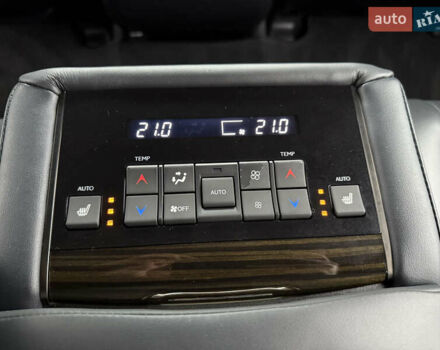 Черный Лексус ЛХ, объемом двигателя 4.46 л и пробегом 95 тыс. км за 86600 $, фото 38 на Automoto.ua