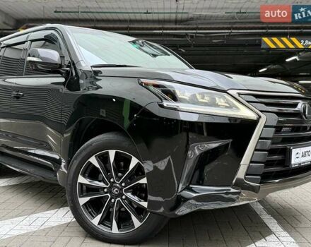 Чорний Лексус ЛХ, об'ємом двигуна 4.46 л та пробігом 138 тис. км за 85990 $, фото 1 на Automoto.ua