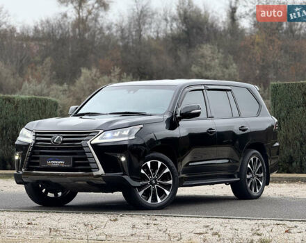 Черный Лексус ЛХ, объемом двигателя 4.46 л и пробегом 95 тыс. км за 86600 $, фото 4 на Automoto.ua