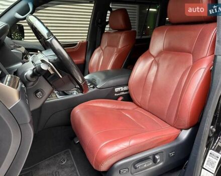 Чорний Лексус ЛХ, об'ємом двигуна 4.46 л та пробігом 138 тис. км за 85990 $, фото 11 на Automoto.ua