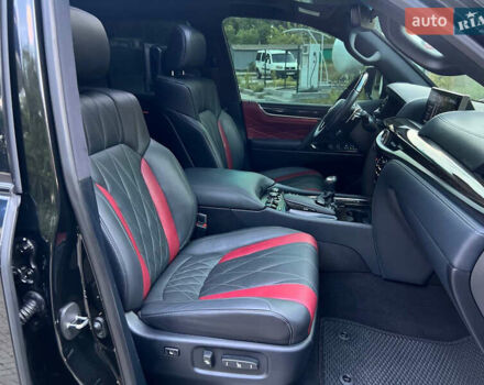 Черный Лексус ЛХ, объемом двигателя 5.66 л и пробегом 62 тыс. км за 98500 $, фото 41 на Automoto.ua