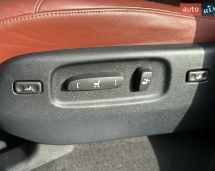 Черный Лексус ЛХ, объемом двигателя 4.46 л и пробегом 137 тыс. км за 88000 $, фото 20 на Automoto.ua