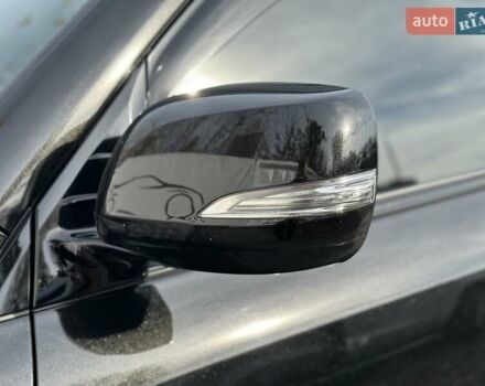 Черный Лексус ЛХ, объемом двигателя 4.46 л и пробегом 137 тыс. км за 88000 $, фото 5 на Automoto.ua