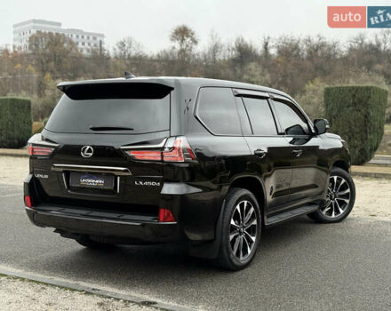 Черный Лексус ЛХ, объемом двигателя 4.46 л и пробегом 95 тыс. км за 86600 $, фото 22 на Automoto.ua