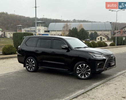 Черный Лексус ЛХ, объемом двигателя 4.46 л и пробегом 95 тыс. км за 86600 $, фото 7 на Automoto.ua