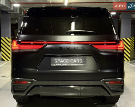 Черный Лексус ЛХ, объемом двигателя 3.35 л и пробегом 63 тыс. км за 114000 $, фото 12 на Automoto.ua