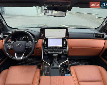 Черный Лексус ЛХ, объемом двигателя 3.45 л и пробегом 72 тыс. км за 128000 $, фото 63 на Automoto.ua