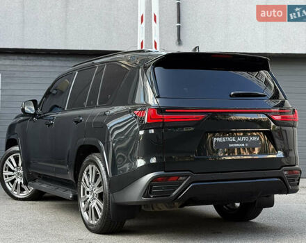 Лексус ЛХ 2022 у Києві на Automoto.ua Чорний Лексус ЛХ, об'ємом двигуна 3.45 л та пробігом 70 тис. км за 123000 $, фото 30 на Automoto.ua