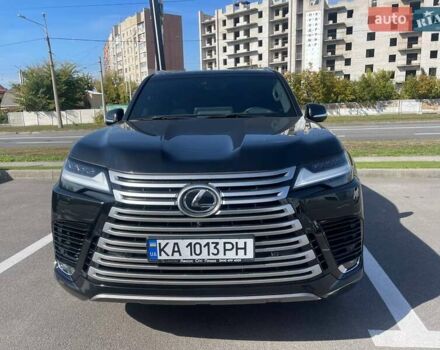 Черный Лексус ЛХ, объемом двигателя 3.35 л и пробегом 66 тыс. км за 117900 $, фото 1 на Automoto.ua
