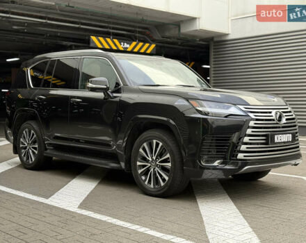Черный Лексус ЛХ, объемом двигателя 3.3 л и пробегом 36 тыс. км за 117000 $, фото 9 на Automoto.ua
