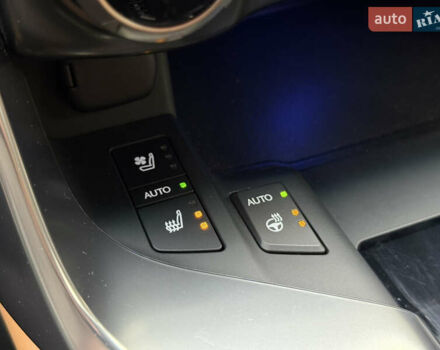 Черный Лексус ЛХ, объемом двигателя 3.3 л и пробегом 36 тыс. км за 117000 $, фото 22 на Automoto.ua