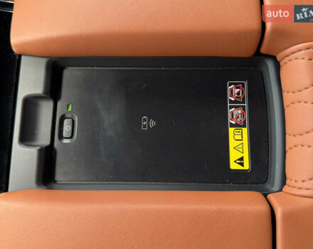 Черный Лексус ЛХ, объемом двигателя 3.45 л и пробегом 72 тыс. км за 128000 $, фото 72 на Automoto.ua