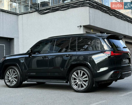 Лексус ЛХ 2022 у Києві на Automoto.ua Чорний Лексус ЛХ, об'ємом двигуна 3.45 л та пробігом 70 тис. км за 123000 $, фото 24 на Automoto.ua