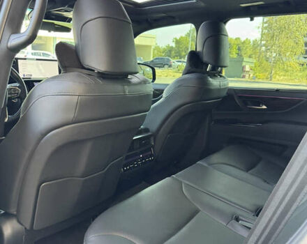 Черный Лексус ЛХ, объемом двигателя 3.35 л и пробегом 50 тыс. км за 118500 $, фото 31 на Automoto.ua