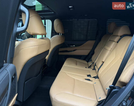 Черный Лексус ЛХ, объемом двигателя 3.3 л и пробегом 36 тыс. км за 117000 $, фото 24 на Automoto.ua