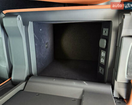 Черный Лексус ЛХ, объемом двигателя 3.45 л и пробегом 72 тыс. км за 128000 $, фото 73 на Automoto.ua