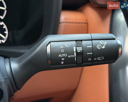 Черный Лексус ЛХ, объемом двигателя 3.45 л и пробегом 72 тыс. км за 128000 $, фото 81 на Automoto.ua