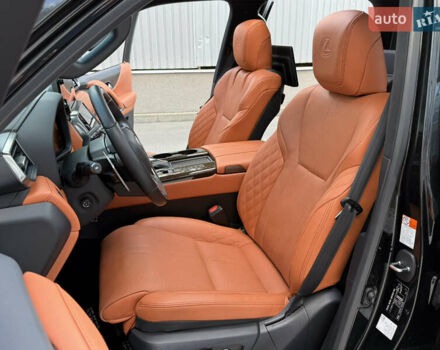 Лексус ЛХ 2022 у Києві на Automoto.ua Чорний Лексус ЛХ, об'ємом двигуна 3.45 л та пробігом 70 тис. км за 123000 $, фото 42 на Automoto.ua