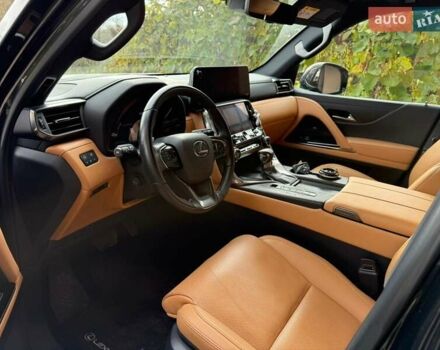Чорний Лексус ЛХ, об'ємом двигуна 3.35 л та пробігом 35 тис. км за 117500 $, фото 2 на Automoto.ua