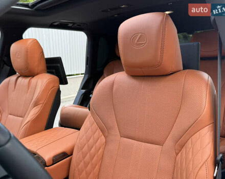 Черный Лексус ЛХ, объемом двигателя 3.45 л и пробегом 72 тыс. км за 128000 $, фото 43 на Automoto.ua