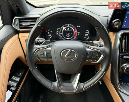 Черный Лексус ЛХ, объемом двигателя 3.3 л и пробегом 36 тыс. км за 117000 $, фото 14 на Automoto.ua