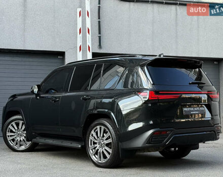 Лексус ЛХ 2022 у Києві на Automoto.ua Чорний Лексус ЛХ, об'ємом двигуна 3.45 л та пробігом 70 тис. км за 123000 $, фото 31 на Automoto.ua