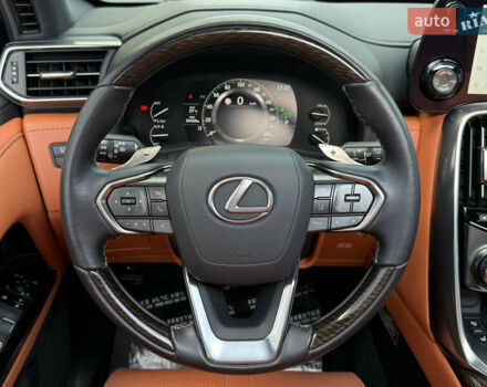 Черный Лексус ЛХ, объемом двигателя 3.45 л и пробегом 72 тыс. км за 128000 $, фото 65 на Automoto.ua