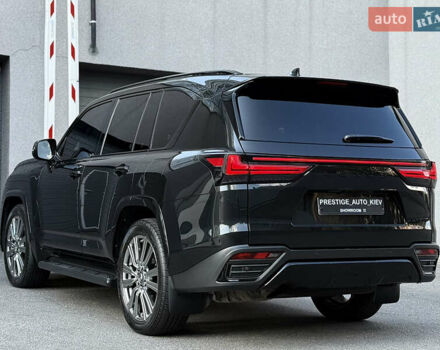Лексус ЛХ 2022 у Києві на Automoto.ua Чорний Лексус ЛХ, об'ємом двигуна 3.45 л та пробігом 70 тис. км за 123000 $, фото 21 на Automoto.ua