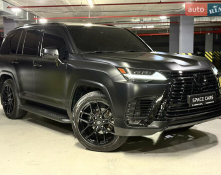 Черный Лексус ЛХ, объемом двигателя 3.35 л и пробегом 63 тыс. км за 114000 $, фото 3 на Automoto.ua