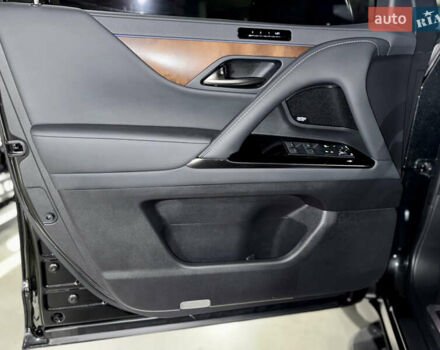 Черный Лексус ЛХ, объемом двигателя 3.35 л и пробегом 63 тыс. км за 114000 $, фото 35 на Automoto.ua