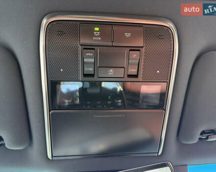 Черный Лексус ЛХ, объемом двигателя 3.45 л и пробегом 72 тыс. км за 128000 $, фото 95 на Automoto.ua