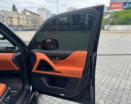 Чорний Лексус ЛХ, об'ємом двигуна 3.45 л та пробігом 58 тис. км за 125000 $, фото 40 на Automoto.ua