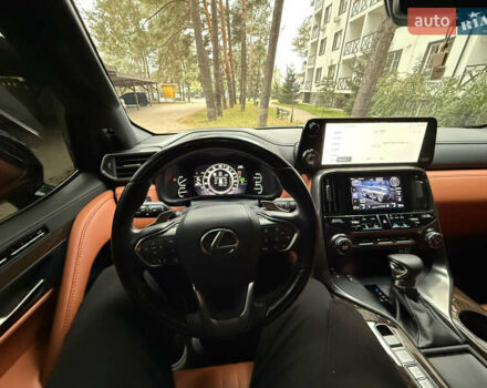 Лексус ЛХ 2022 у Києві на Automoto.ua Чорний Лексус ЛХ, об'ємом двигуна 3.45 л та пробігом 88 тис. км за 119000 $, фото 13 на Automoto.ua