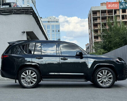 Лексус ЛХ 2022 у Києві на Automoto.ua Чорний Лексус ЛХ, об'ємом двигуна 3.45 л та пробігом 70 тис. км за 123000 $, фото 12 на Automoto.ua