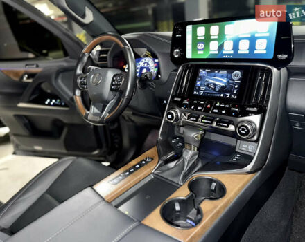 Черный Лексус ЛХ, объемом двигателя 3.35 л и пробегом 63 тыс. км за 114000 $, фото 17 на Automoto.ua