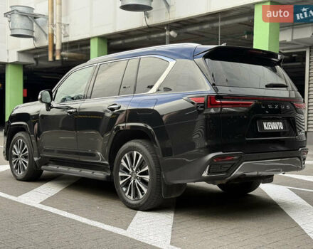 Черный Лексус ЛХ, объемом двигателя 3.3 л и пробегом 36 тыс. км за 117000 $, фото 5 на Automoto.ua