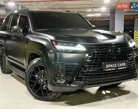 Лексус ЛХ 2022 у Києві на Automoto.ua Чорний Лексус ЛХ, об'ємом двигуна 3.35 л та пробігом 63 тис. км за 115500 $, фото 1 на Automoto.ua