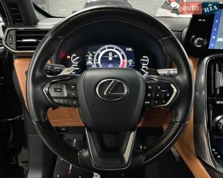 Лексус ЛХ 2023 в Львове на Automoto.ua Черный Лексус ЛХ, объемом двигателя 3.45 л и пробегом 38 тыс. км за 133700 $, фото 77 на Automoto.ua