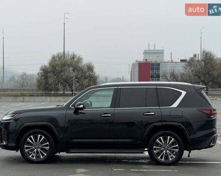 Черный Лексус ЛХ, объемом двигателя 3.35 л и пробегом 69 тыс. км за 114500 $, фото 5 на Automoto.ua